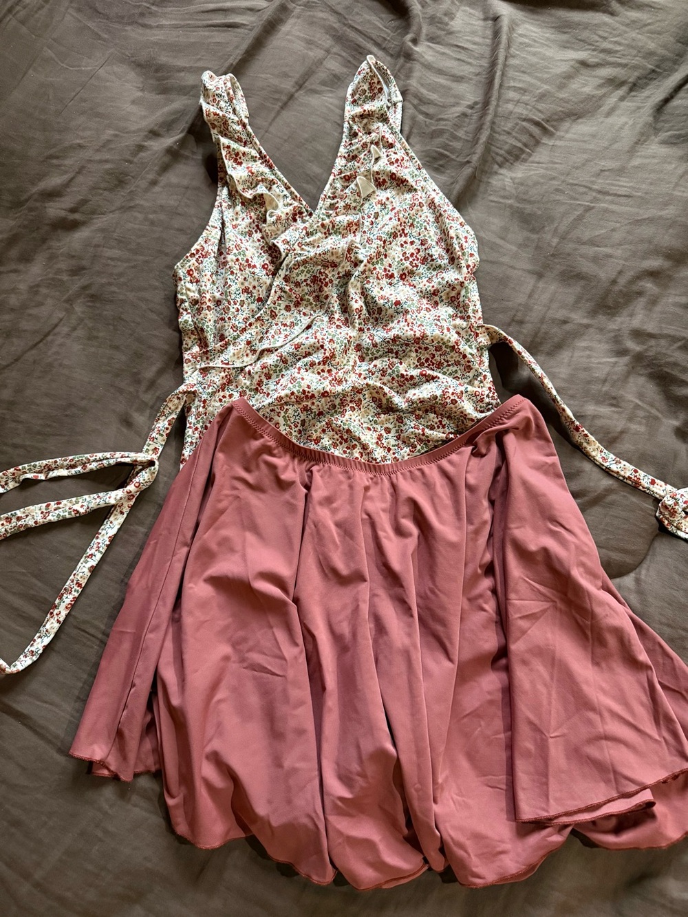 Jessica Rey One-Piece Full Coverage Swimsuit Grace in Petite Garden w/ Skirt♥️💕 - Picture 7 of 16